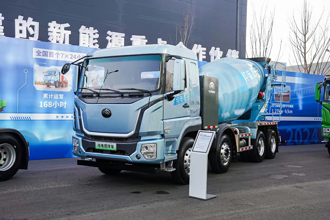 实力见证 | 多款新品首发，宇通重卡春季新品发布会隆重举行