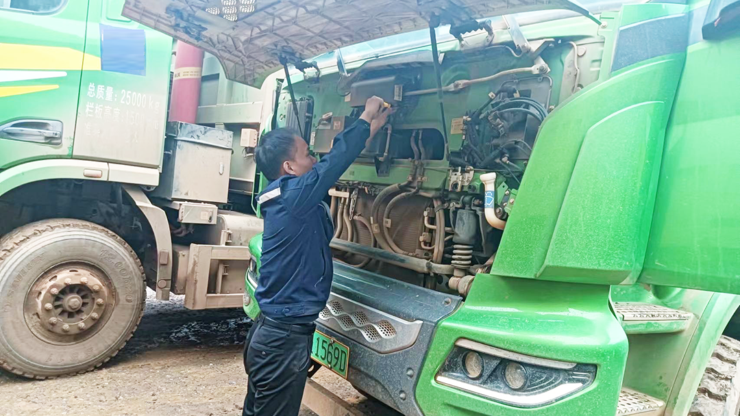 满分服务 | 撸起袖子加油干，开启这个春天的“热辣滚烫