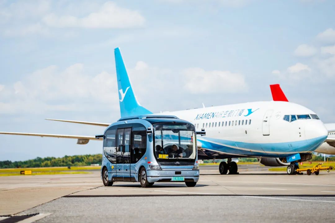 CCTV央视报道：李强视察并体验小宇2.0