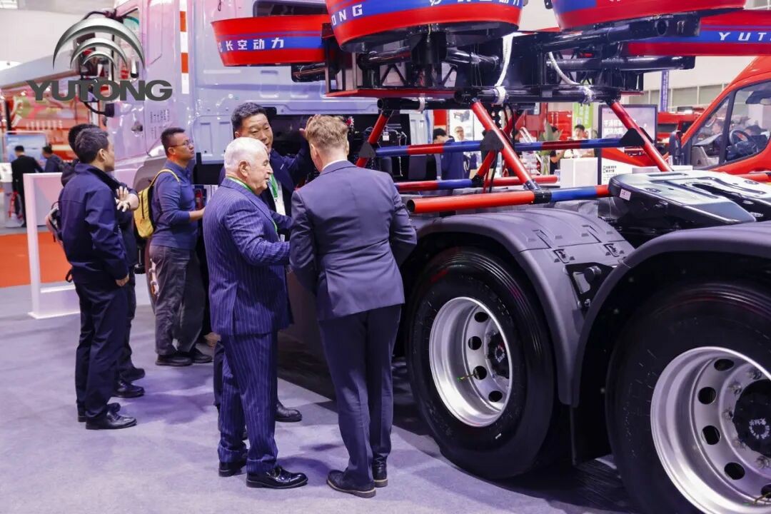 科技赋能实战！宇通专用车亮相第二十一届国际消防展