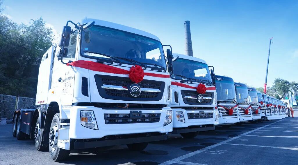 装备焕新，洁护阳泉！宇通环卫助力山西点亮城市新景！