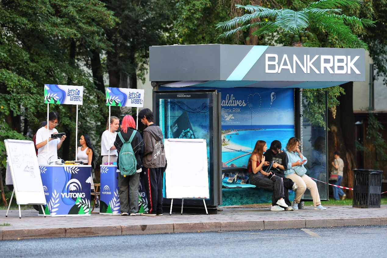 绿色点亮阿拉木图 宇通携手中国驻阿拉木图总领事馆共启低碳出行新篇章 绿色点亮阿拉木图 宇通携手中国驻阿拉木图总领事馆共启低碳出行新篇章