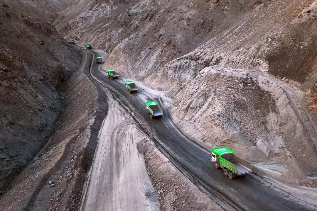 宇矿同行|宇通矿卡受邀参加全球矿业电气化峰会，共绘零碳智慧矿山新蓝图！