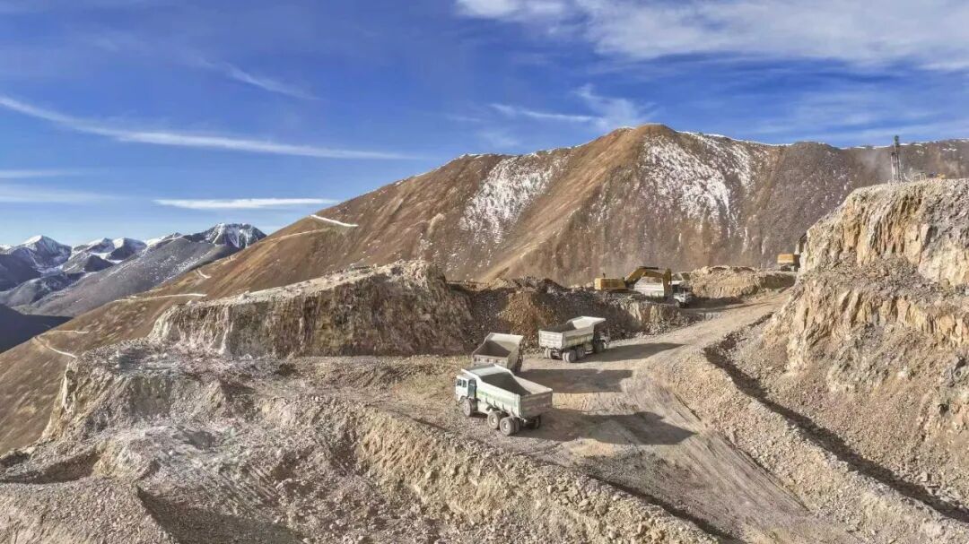 宇矿同行|宇通矿卡受邀参加全球矿业电气化峰会，共绘零碳智慧矿山新蓝图！