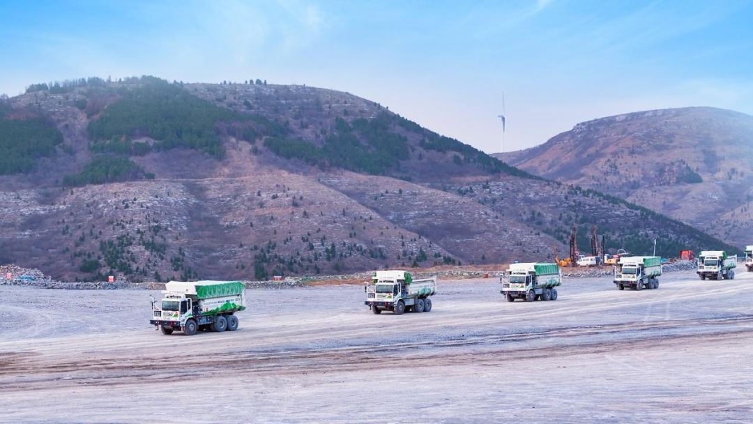 宇矿同行|宇通矿卡受邀参加全球矿业电气化峰会，共绘零碳智慧矿山新蓝图！