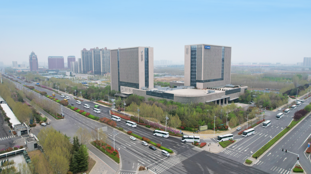 又100辆！宇通高端旅游客车再次批量交付新疆