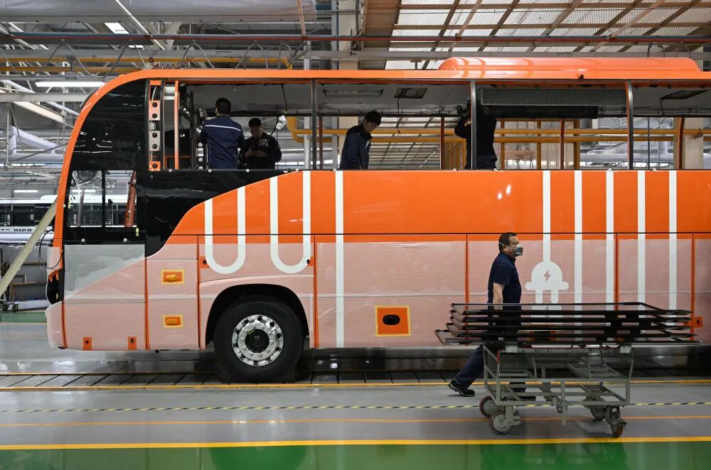 这里的客车，何以驶向全球？