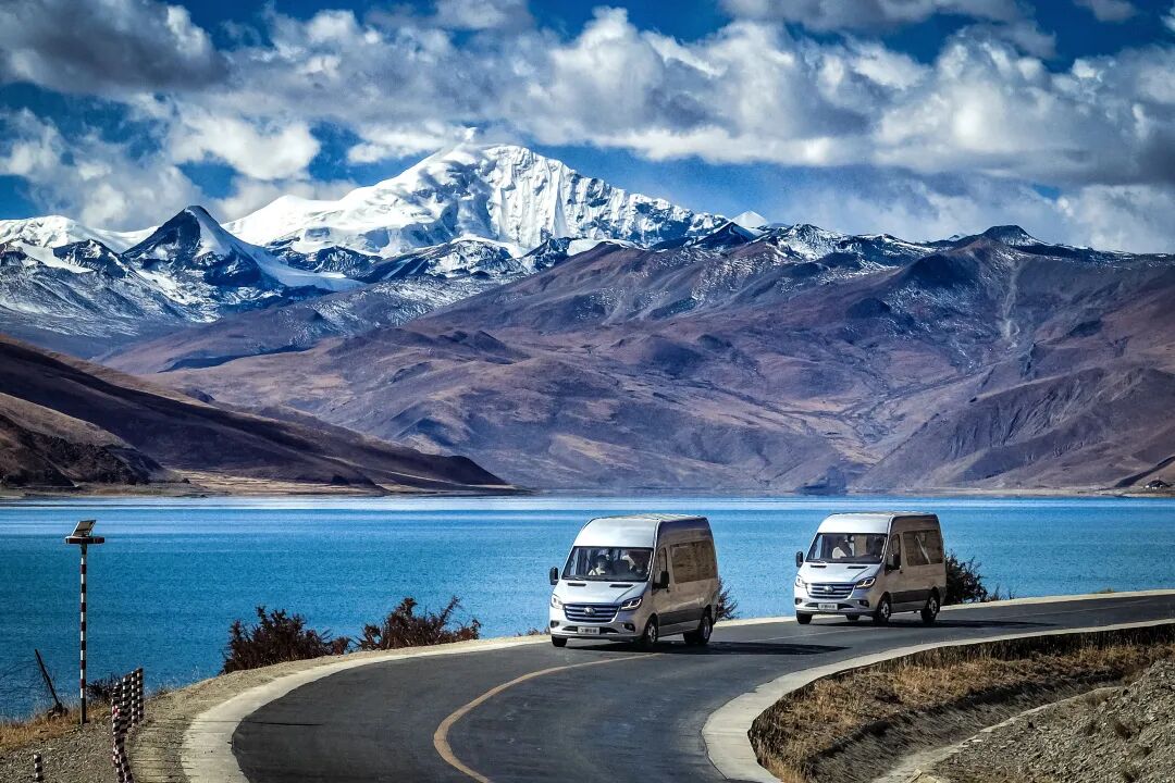 南国庐山+北疆青城:双线联动共绘客旅高质量发展新蓝图 图片